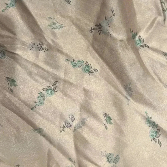 NWT Fashion Nova Midi Dress Cream with Floral Pattern Size Medium - Picture 7 of 8